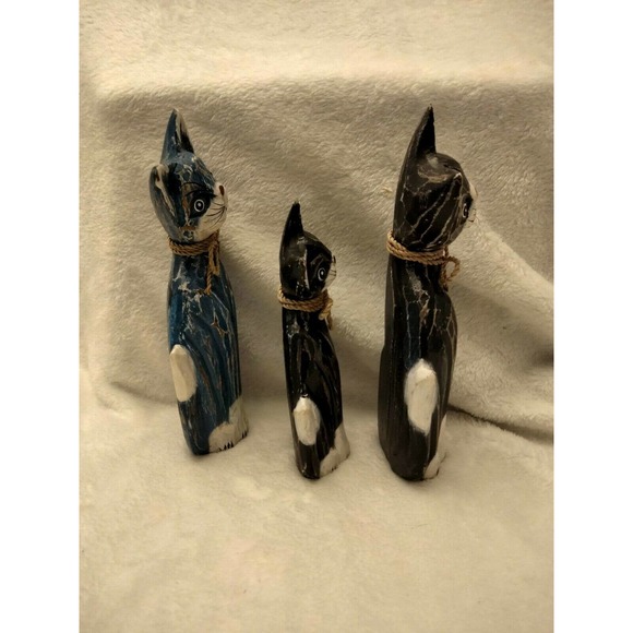 Vintage Carved Wooden Painted Cat Family - Picture 4 of 6